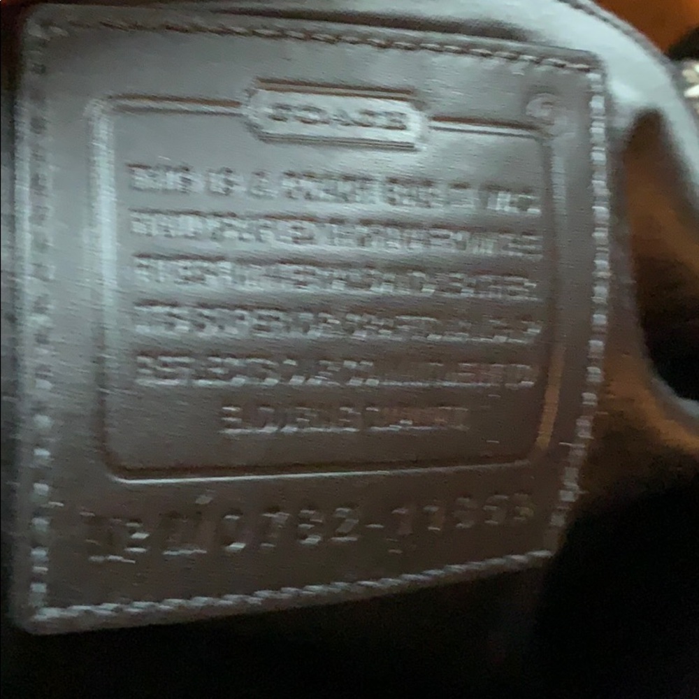 Coach signature shoulder handbag - Picture 6 of 7